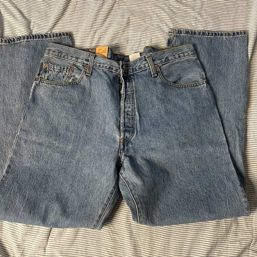 Levis levi men